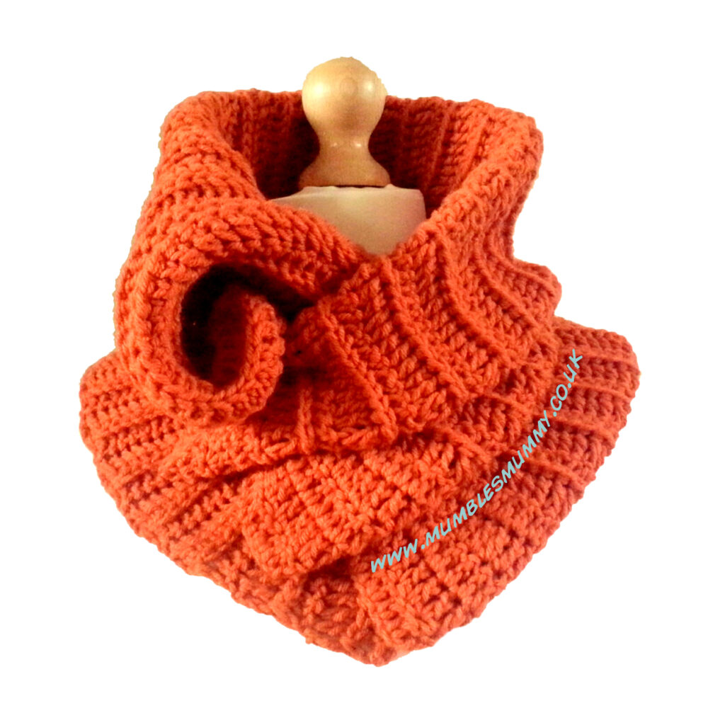 curlicue cowl